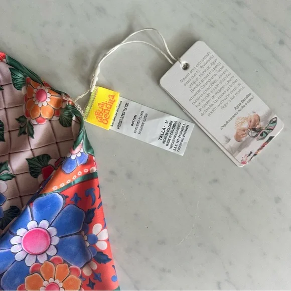 Agua Bendita Reversible Glenda and Lucille bikini Tile print - Picture 6 of 9